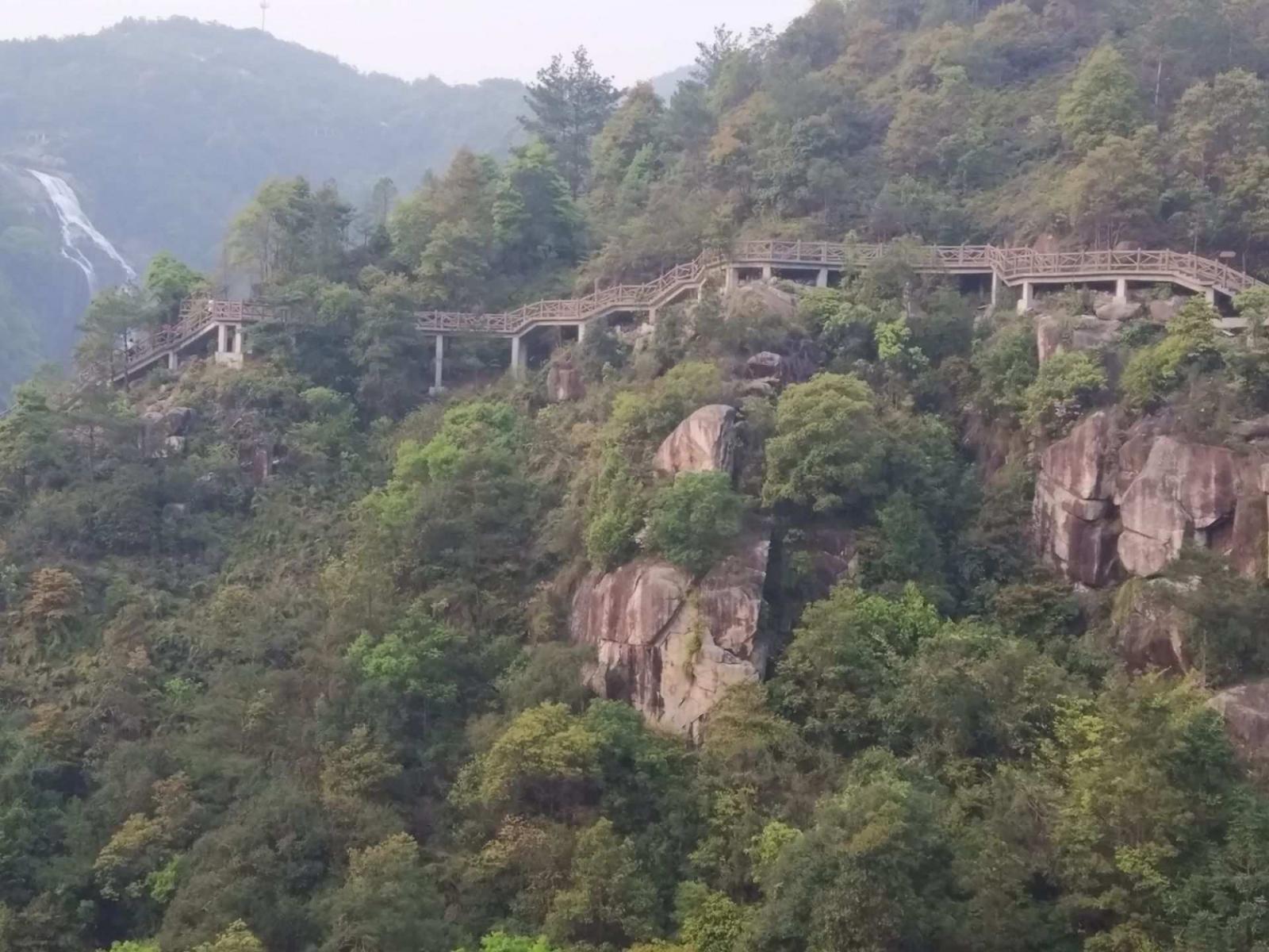 九鲤湖风景区