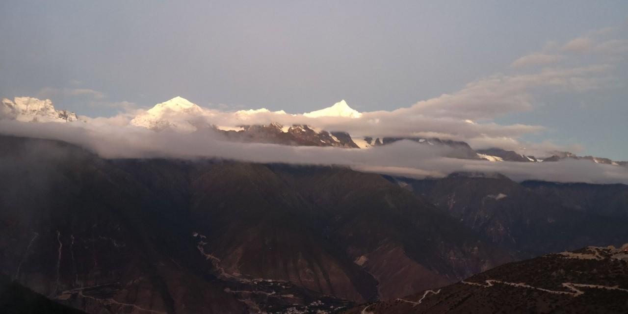 梅里雪山