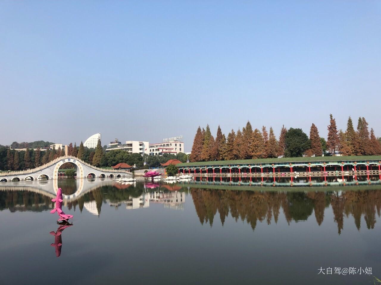 莲花山旅游区