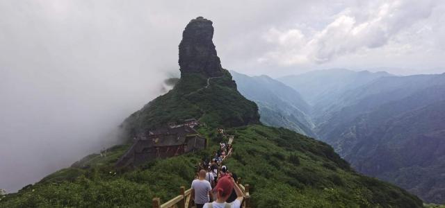 【多彩贵州】广东出发贵州6日自驾游：东漓古村-千户苗寨-梵净山-贺州6日深度自驾游