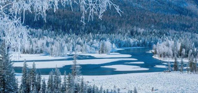 阿勒泰集合新疆4日落地自驾游：喀纳斯-禾木村雪景，体验新疆冰雪天地4日游