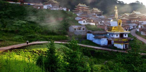 山东出发甘南川北8日自驾游：郎木寺-扎尕那-瓦切塔林-黄龙密境8日经典自驾游