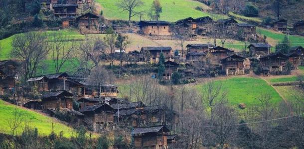 全国出发秘境滇西8天落地自驾：无量山樱花谷-腾冲银杏村-和顺古镇-彝人古镇-腾冲热海-诺邓古村8日落