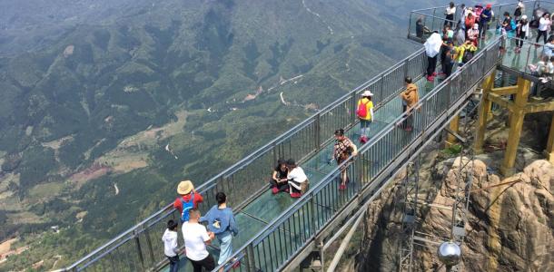 广州出发清远3日自驾游：阳山神峰关-连南瑶族-连山壮家民族风情体验之旅