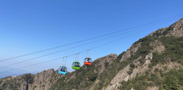 珠海出发清远3日自驾游：船游湟川三峡·登岭南第一险峰金子山·赏金色稻浪·瑶族风情