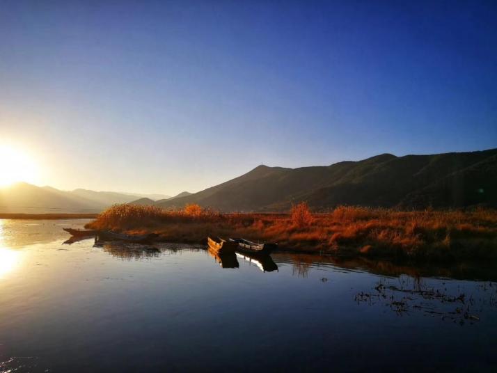 宁蒗泸沽湖草海景区图片