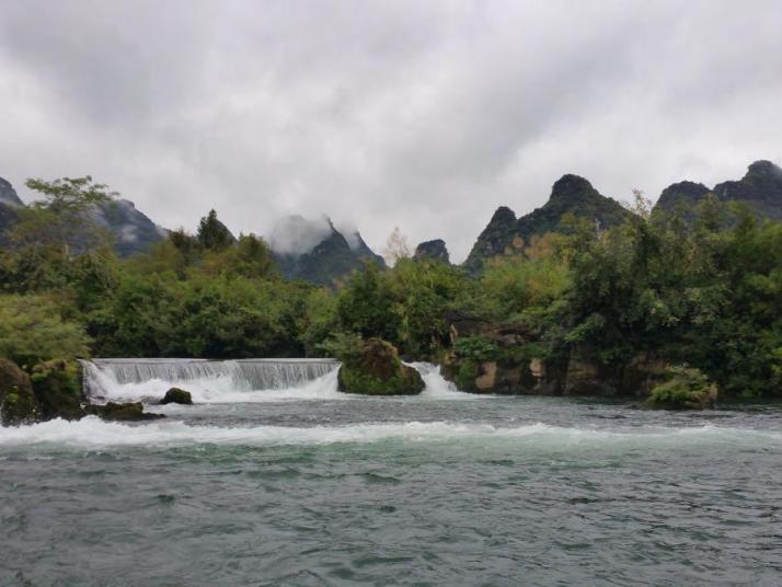 大新黑水河