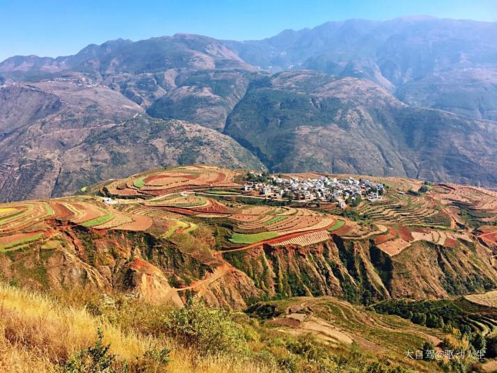 昆明东川红土地图片