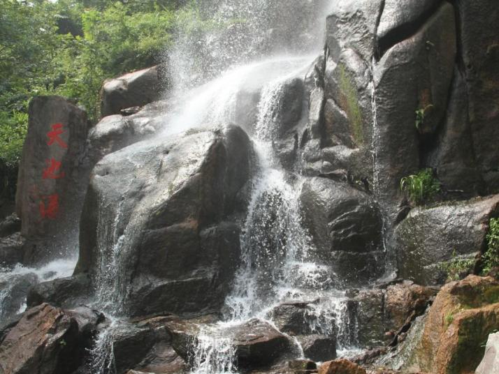 青阳九华山天池水库