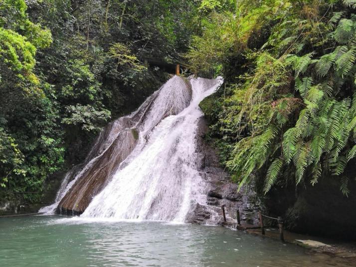 灵川漓江古东瀑布景区图片