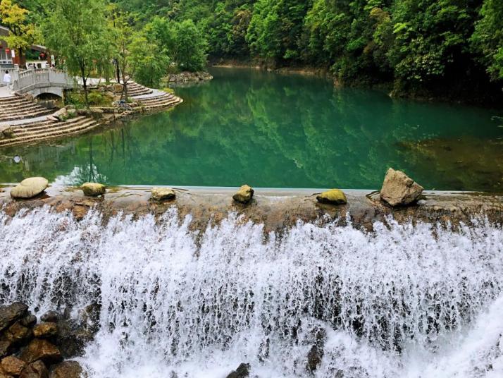 玉山玉帘瀑布景区