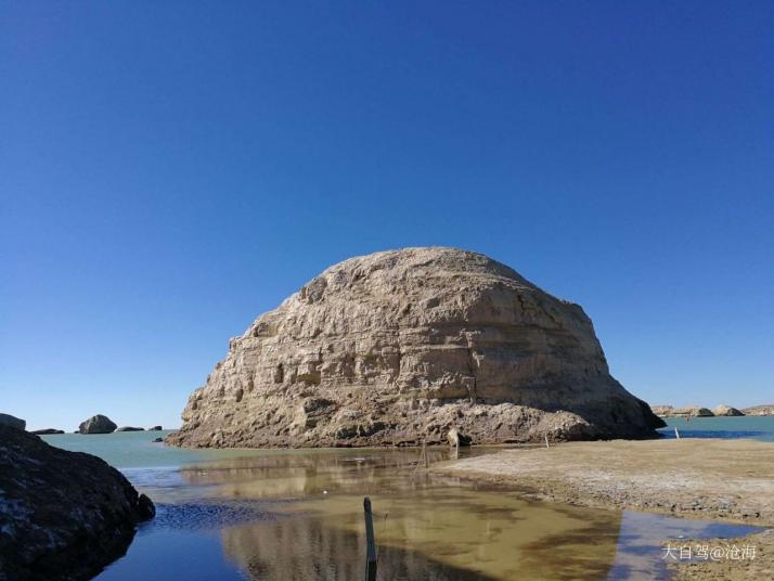 大柴旦乌素特水上雅丹地质公园图片