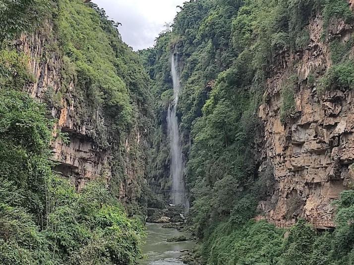 兴义马岭河大峡谷图片