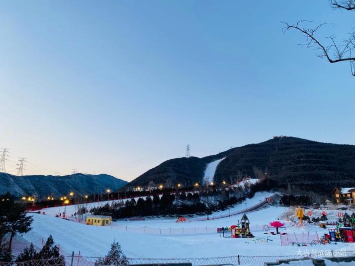 北京军都山滑雪场好玩吗
