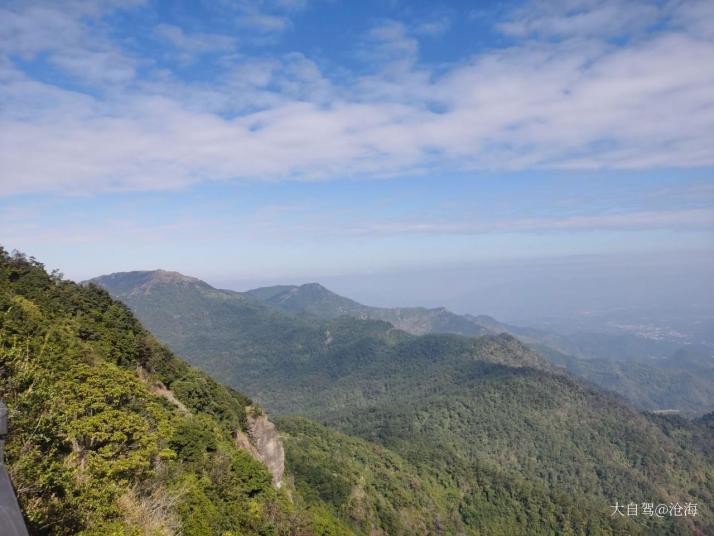 岑溪天龙顶山地公园风景区