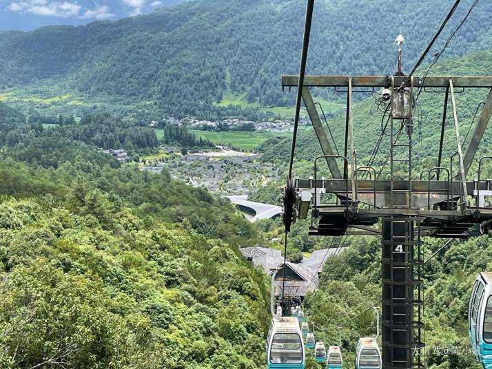 腾冲云峰山景区图片