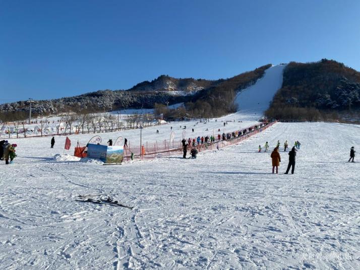 辽阳弓长岭温泉滑雪场好玩吗