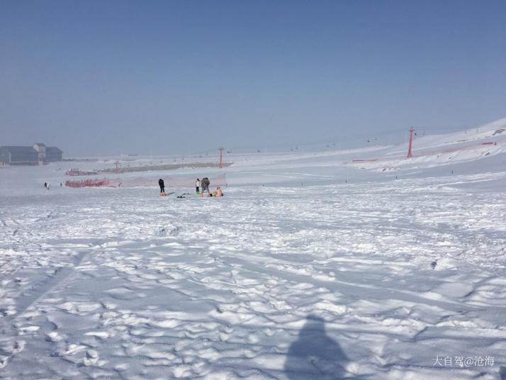 昌吉努尔加国际滑雪场