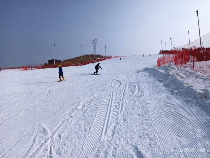 兰州龙山国际滑雪场好玩吗