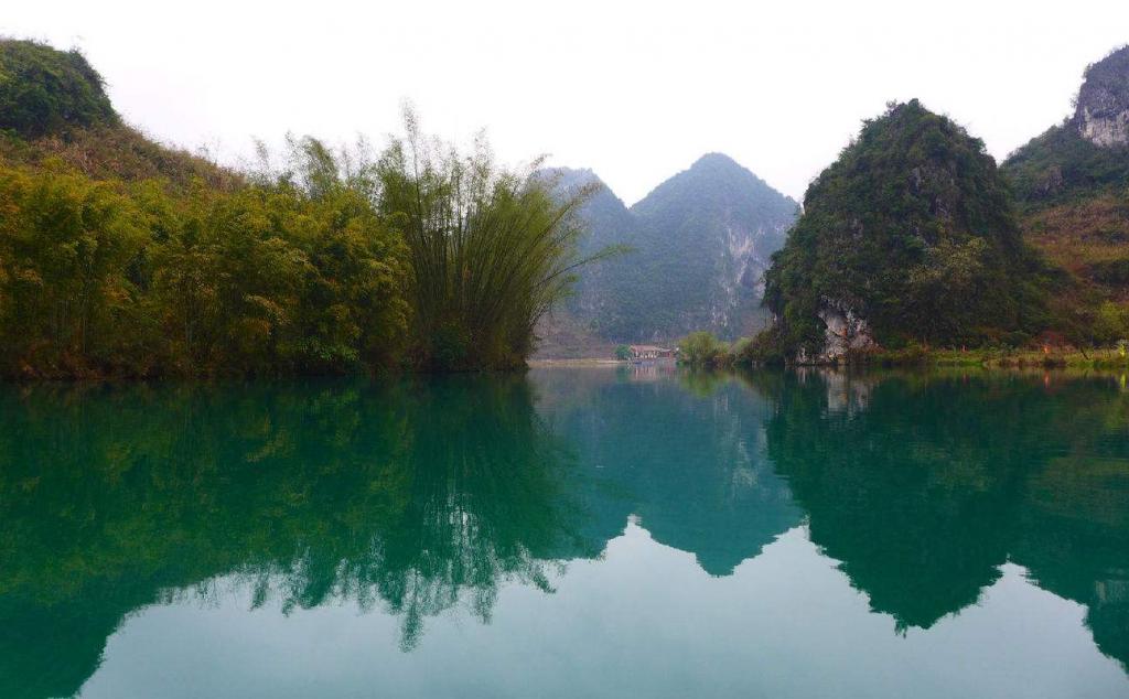 广西中越边境自驾游：巴马长寿村-德天大瀑布-通灵大峡谷-北海银滩7日游