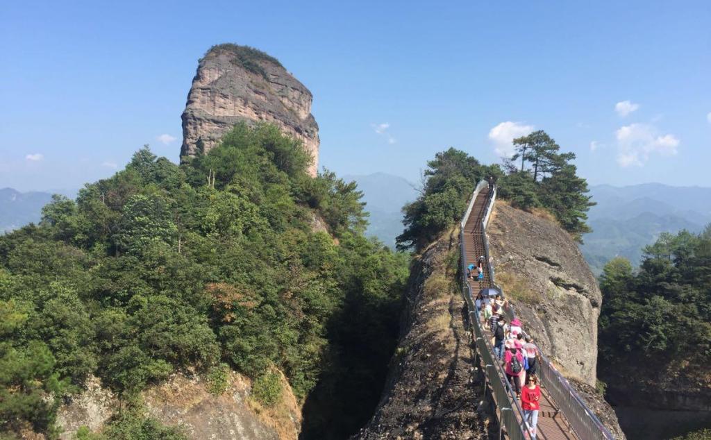 柳州出发湖南新宁崀山2日自驾路书：世界自然遗产浪漫崀山-八角寨-天一巷-辣椒峰2日自驾游