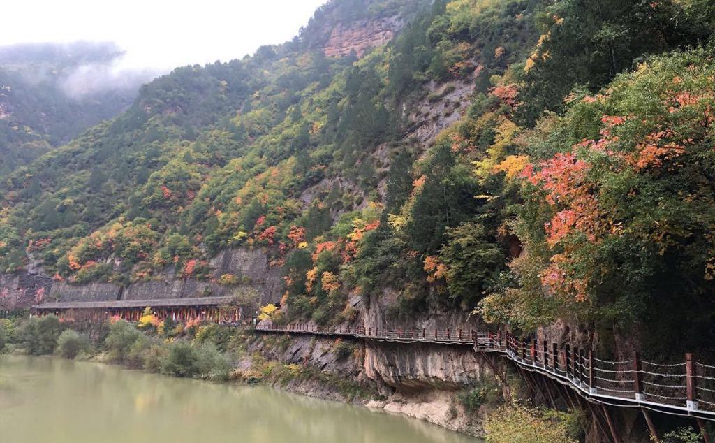 西安周边2日自驾路书：凤县灵官峡-紫柏山景区-万人羌族萨朗2日自驾游