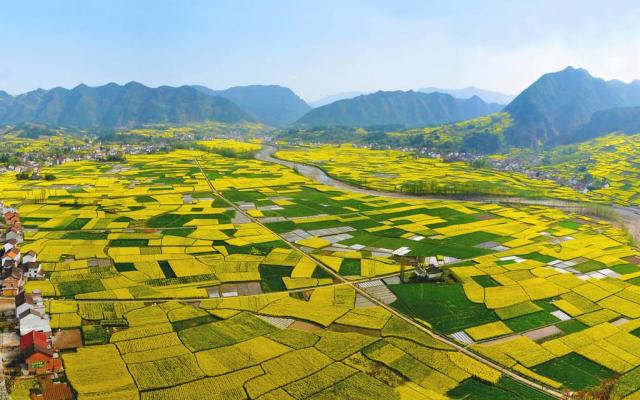 北京出发陕西汉中5日自驾游：秦岭古梯田-汉中油菜花海-石门栈道5日休闲自驾游