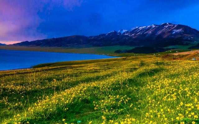 乌鲁木齐集合新疆8日落地自驾游：赛里木湖-喀拉峻大草原-巴音布鲁克8日自驾游