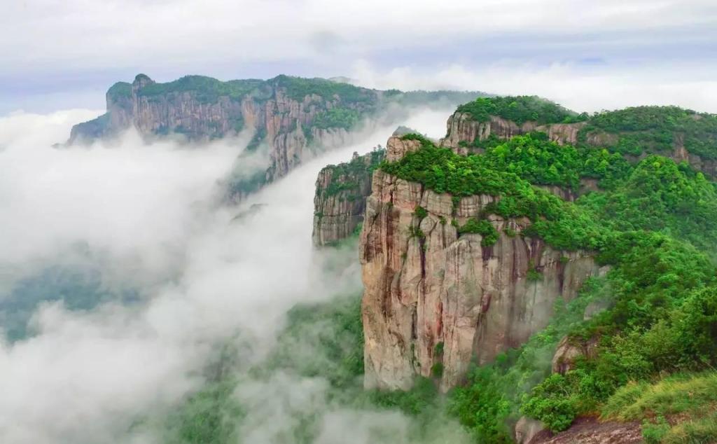 山东出发浙东6日游：天台山-神仙居-名人故居-雪窦山6日美景赏析经典自驾游