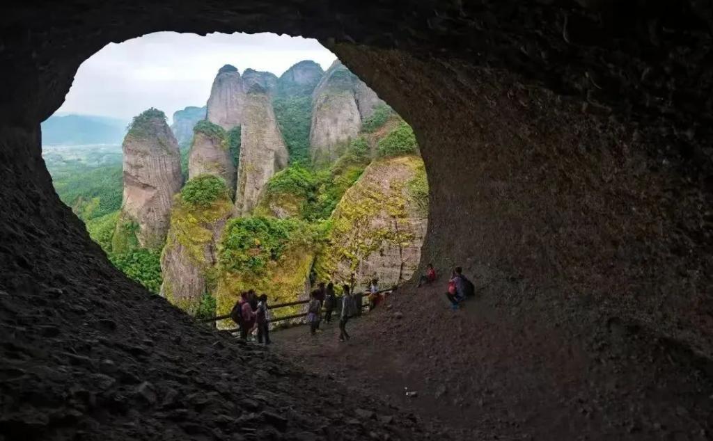 广东出发江西赣州5日自驾游：南武当山-上堡梯田-王阳明博物馆-阳明湖休闲5天自驾游