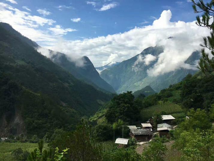 贡山丙中洛秋那桶